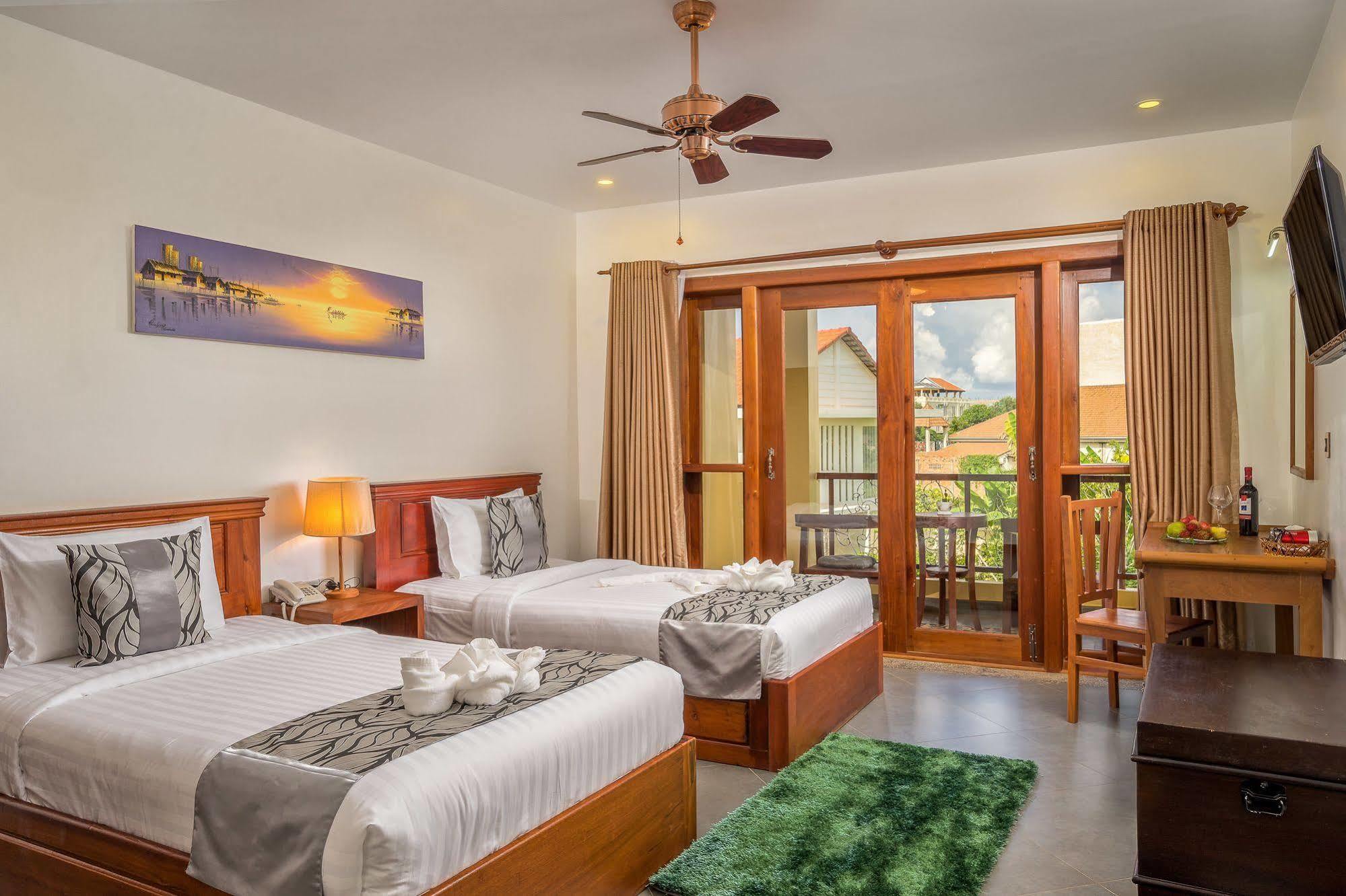 Savada Angkor Boutique Hotel Сіємреап Екстер'єр фото